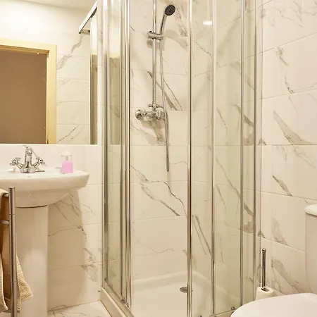 Campo Pequeno Avenida Guest house 3*